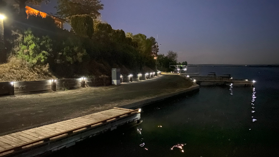 Exterior & Views 2, Lakeshore Inn Water Front, Grant