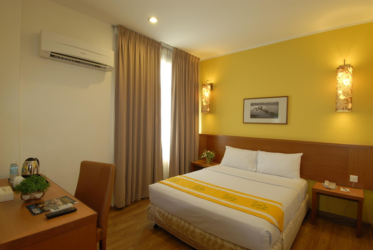 Bedroom 13