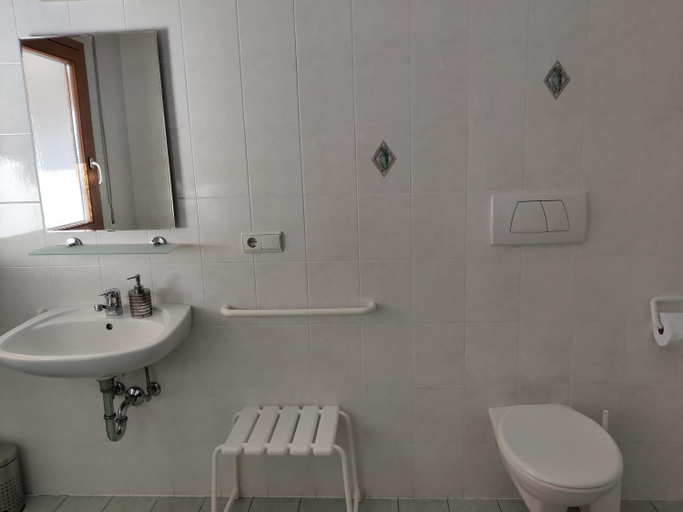 Others 4, Residence Klementhof 1, Bolzano