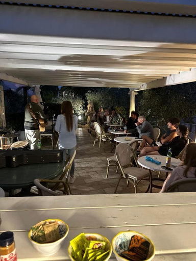 Food & Drinks, residence dolores castle, Livorno
