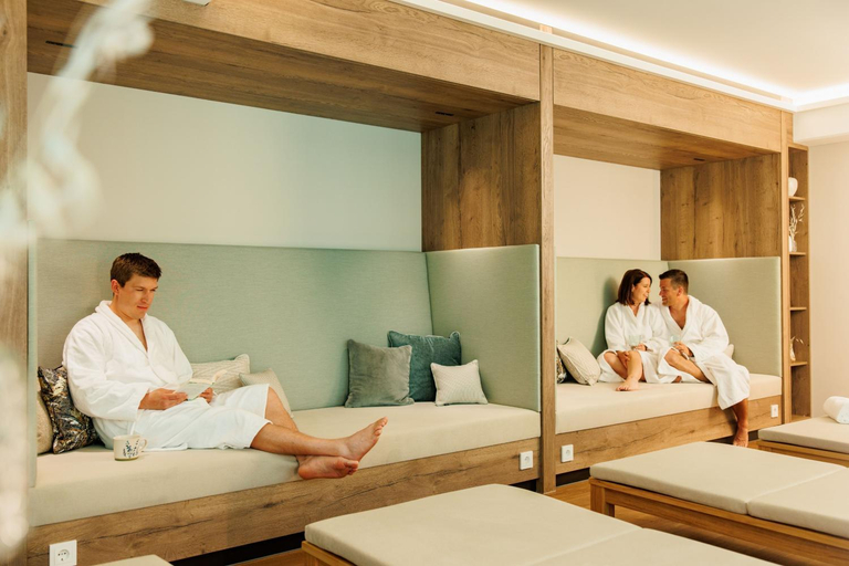 Bedroom 3, Wellnesshotel Sanct Bernhard, Göppingen
