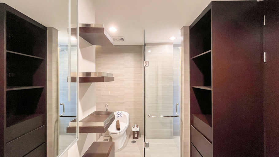 Bathroom 5, 2BR Skales Residence Near Bali International Convention Centre, Badung