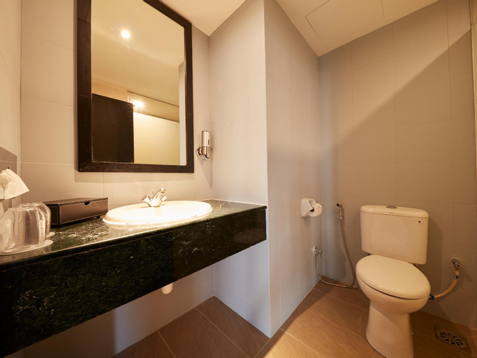 Bathroom 26