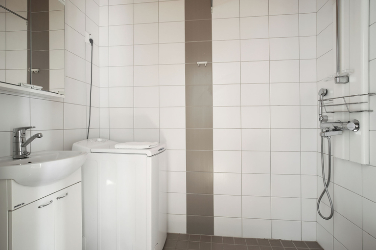 Bathroom, Kotimaailma Aparthotel Kamppi - Studio 2, Uusimaa