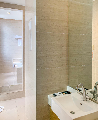 Bathroom 18