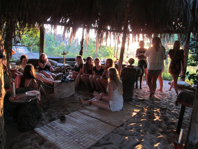 Food & Drinks, Winterdodgers Backpackers and Campsite, Umkhanyakude