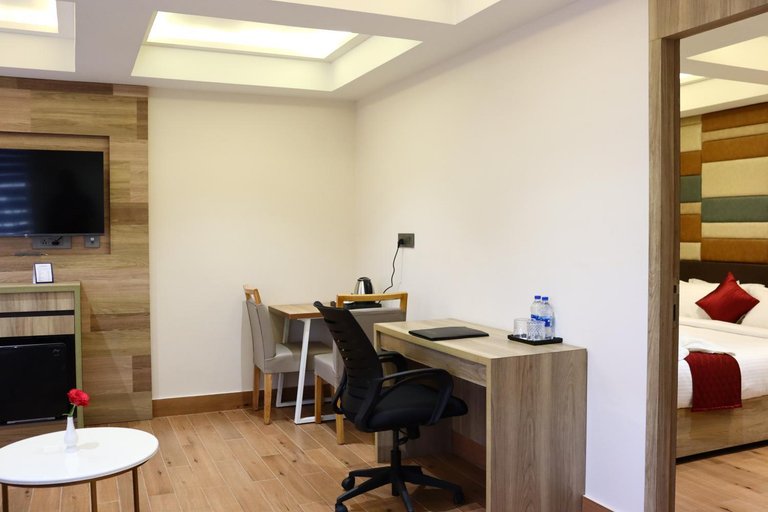 Others 5, Capital Park Residency, Thiruvananthapuram
