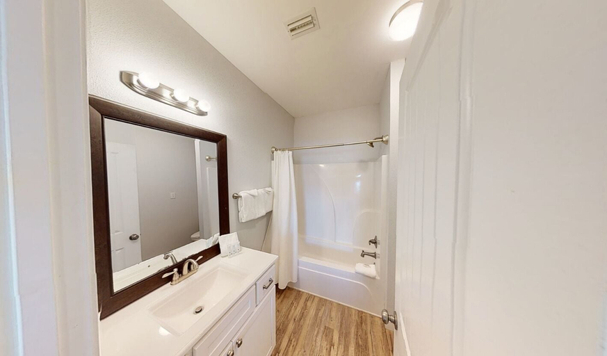 Bathroom 4, Twin Palms Beach House, Baldwin