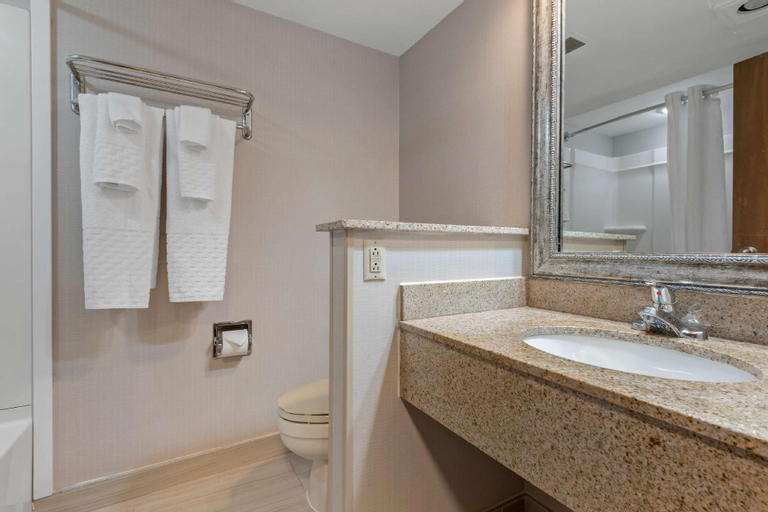Bathroom 15
