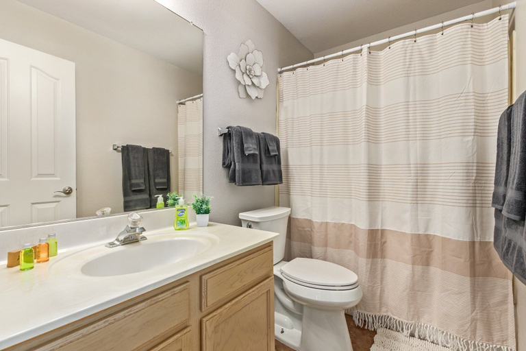 Bathroom 3, Emile Zola Peoria, Maricopa