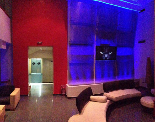 Others 3, Olympic Hotel – Piraeus, Attica