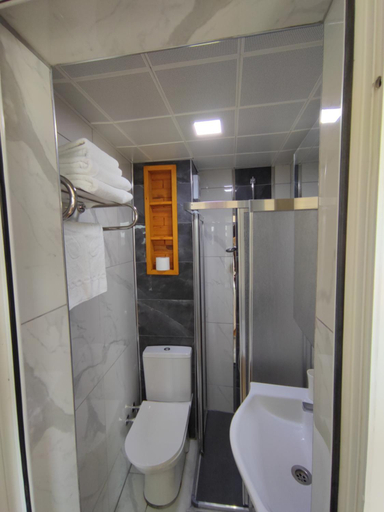 Bathroom 3, Marmara Guesthouse, Fatih