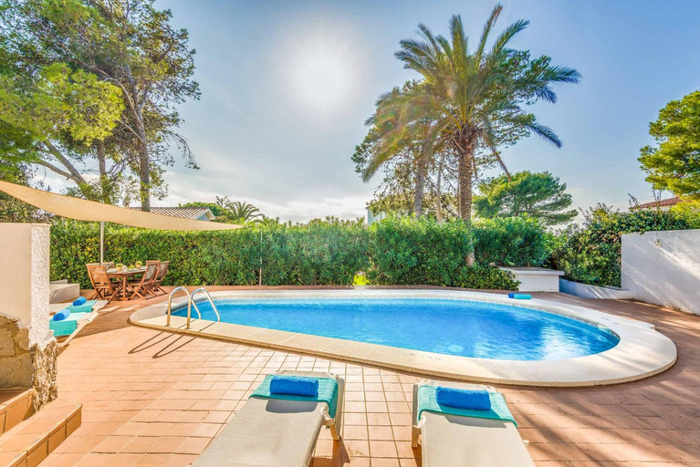 Others 2, Villa Marismas Sombra, Baleares