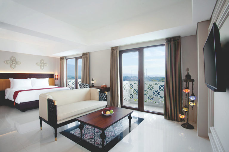 Bedroom 4, Alhambra Hotel & Convention Tasikmalaya, Tasikmalaya
