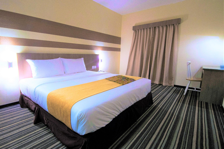 Bedroom 9
