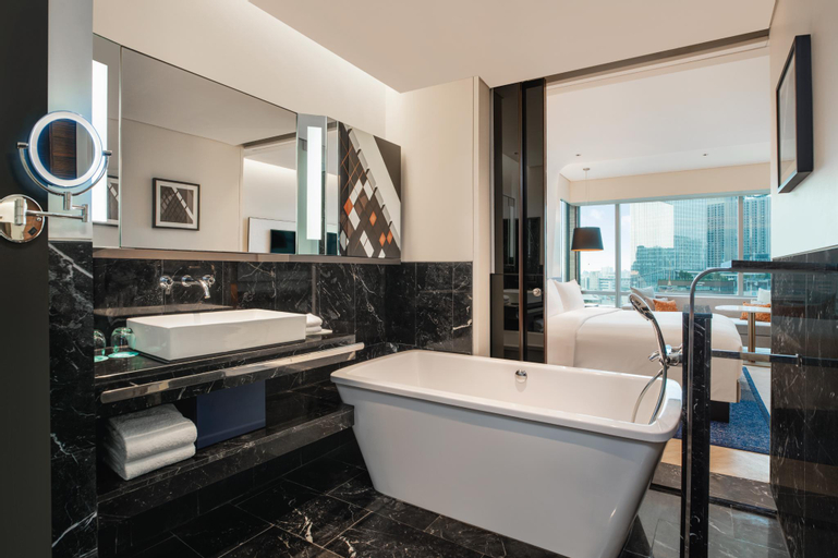 Bathroom 16