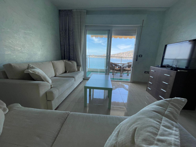 Others 4, 1-Stunning Sea View Apartments!, Sarandës