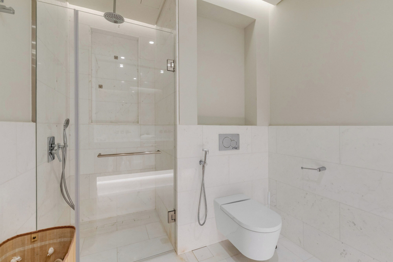 Bathroom 5, Knokey Palm Tower, Dubai