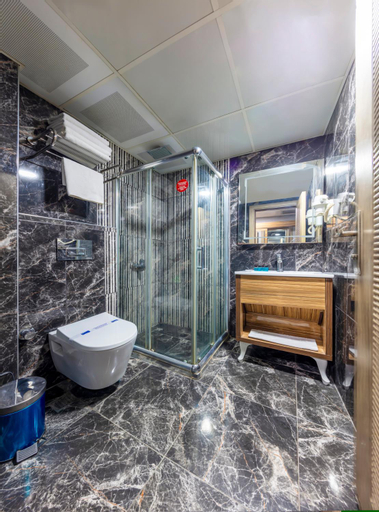 Bathroom 7