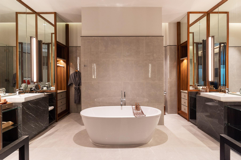 Bathroom 17