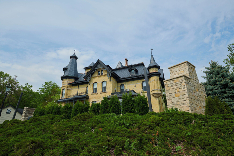 Exterior & Views 1, Mon Bijou, Waukesha
