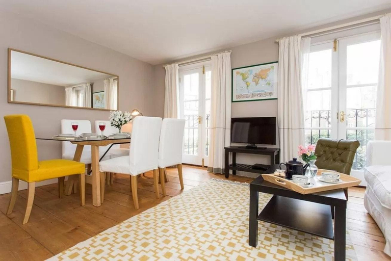 Others 2, Stylish 2 Bed in Central London, sleeps 6, London