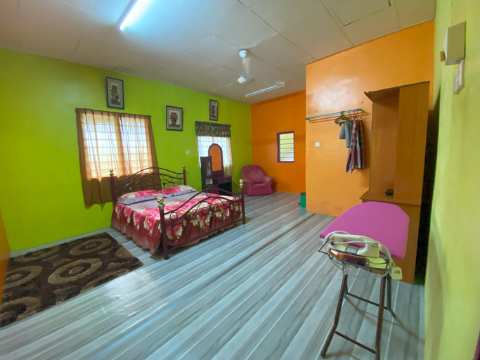Bedroom 2, Rifqi Homestay, Kubang Pasu