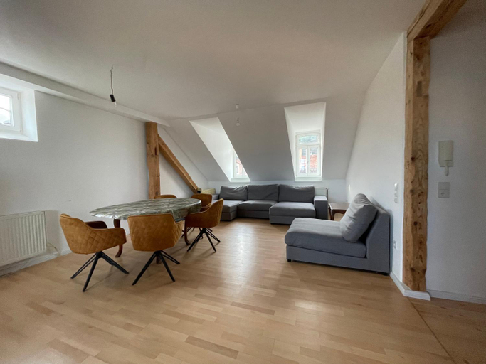 5, Haardter Mandelring, Neustadt an der Weinstraße