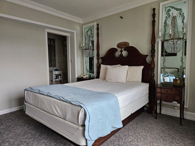 Bedroom 2, Lowell Inn, Washington