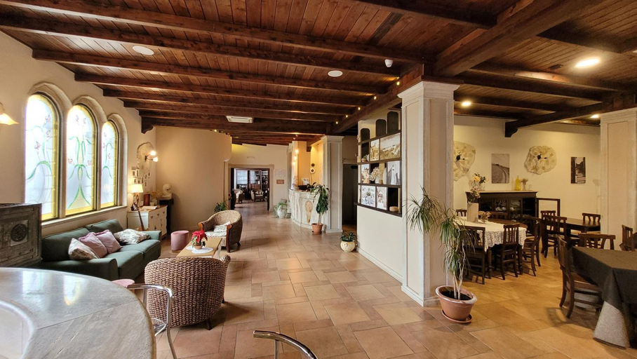 Food & Drinks, Domus Romulea, Avellino
