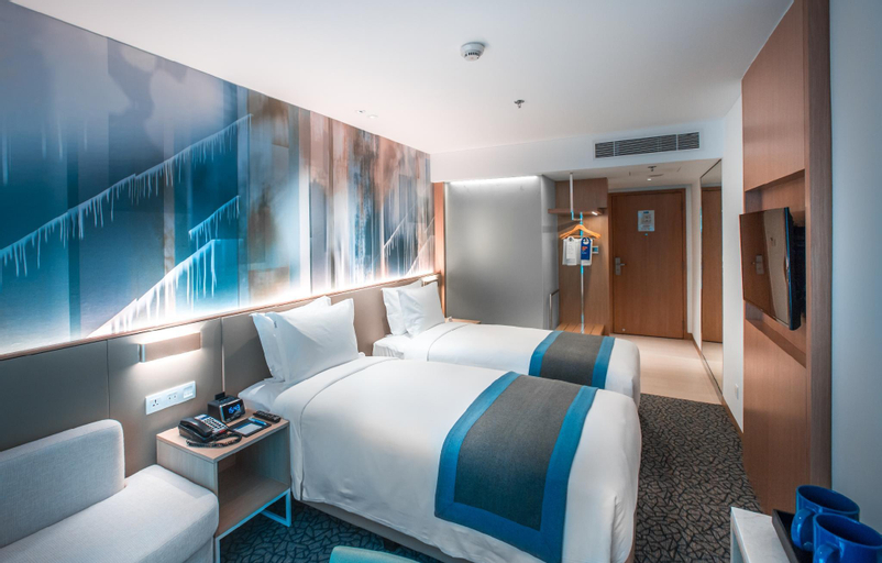Bedroom 18