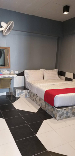 Bedroom 8