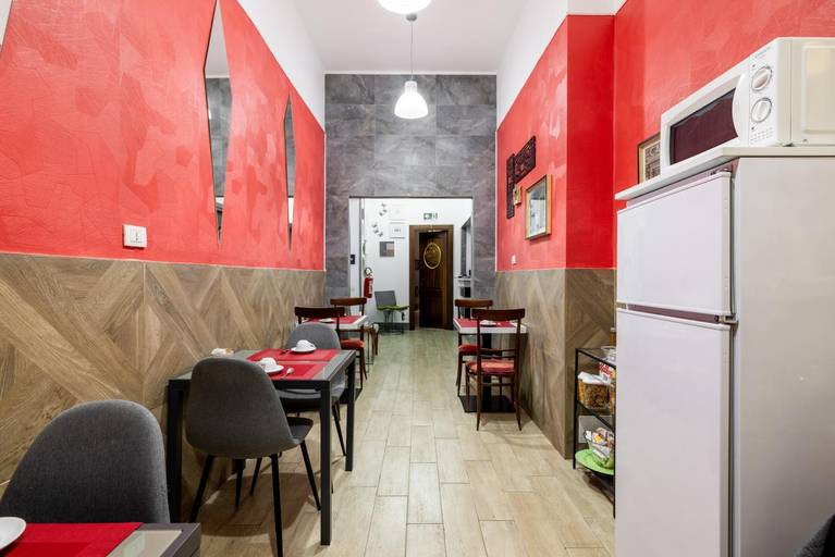 Others 5, Domus Castroni Scipioni, Rome
