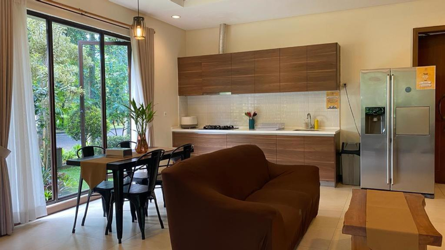Dining Room 15