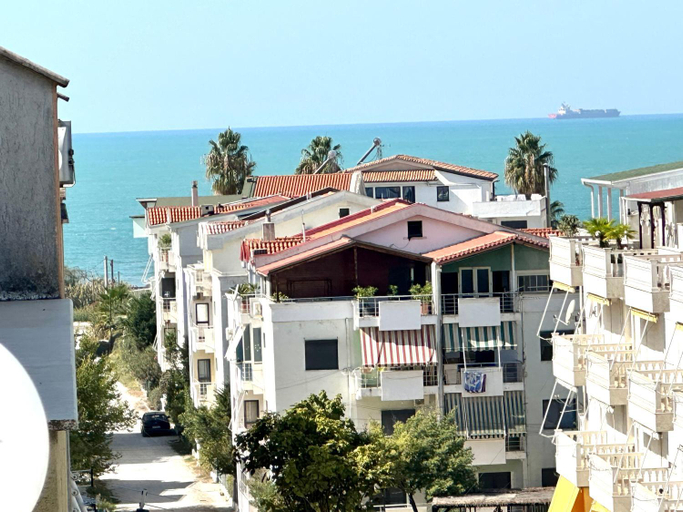 Others 3, Shell Home golem 1, Kavajës