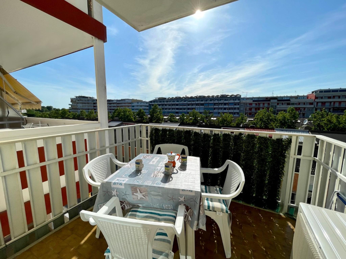 Others 3, Beautiful studio with stunning terrace by Beahost Rentals, Venezia