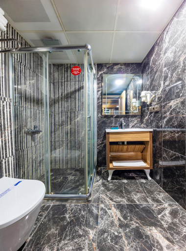 Bathroom 6
