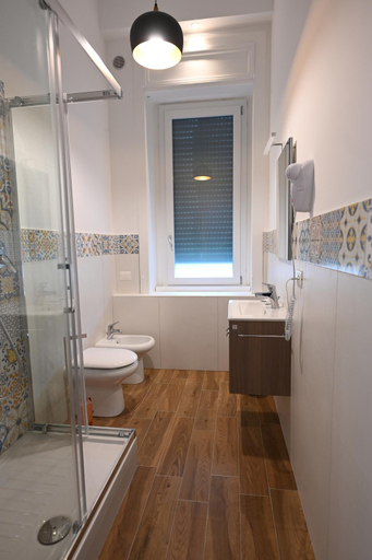 Others 3, Mare Fuori B&B, Salerno