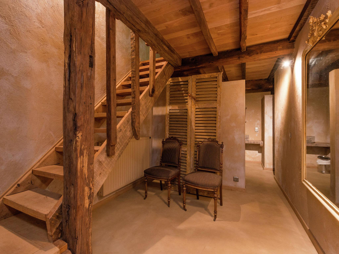 Others 5, Magnificent Manor in Vresse-Sur-Semois with Sauna, Namur