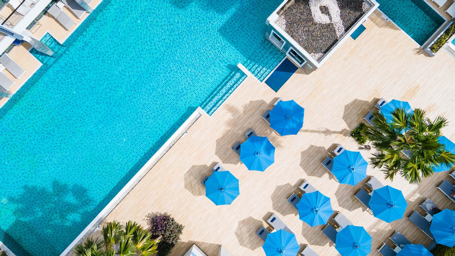 Swimming Pool 4