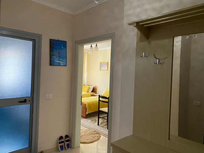 5, Apartment holiday, Pogradecit