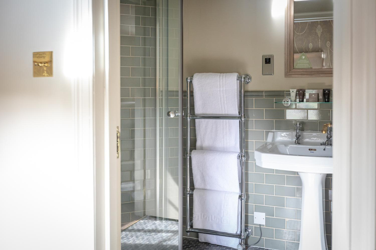 Bathroom 3, Running Horses Country Inn, Surrey