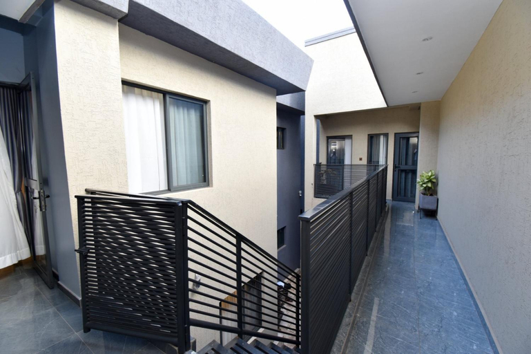 Others 5, Supreme Villa, Gasabo