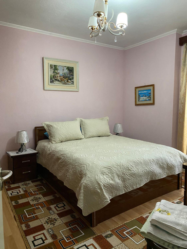 2, Apartment holiday, Pogradecit