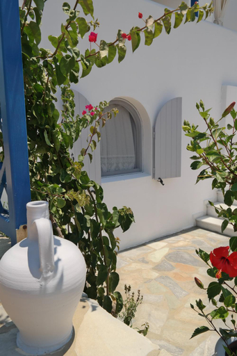Others 4, Maroussa Studios, South Aegean