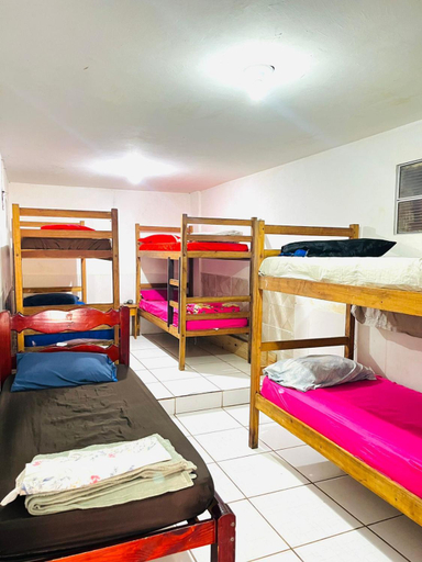 Others 2, adriana hostel, Itacaré