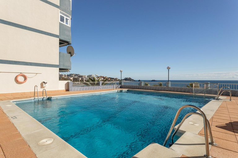 Others 5, Apartment with sea view, Granada