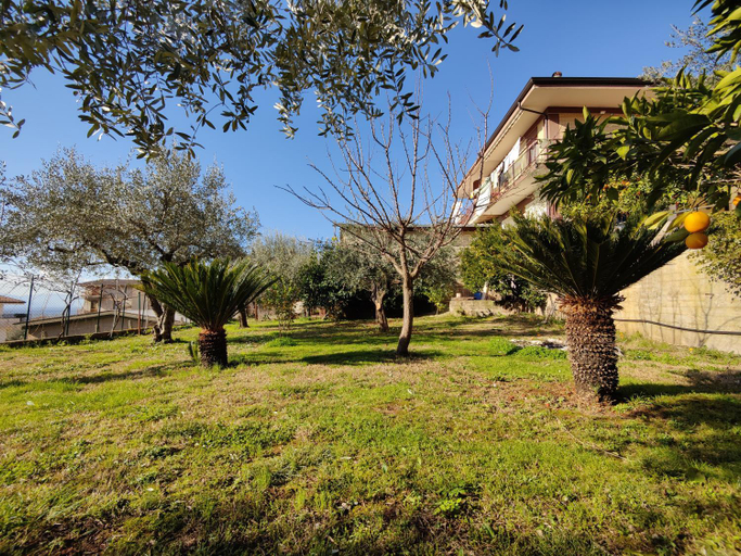 Others 2, B&B IL FEUDO, Frosinone