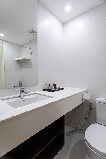Bathroom 7