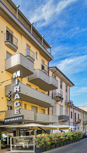 Hotel Mirage, Lucca
